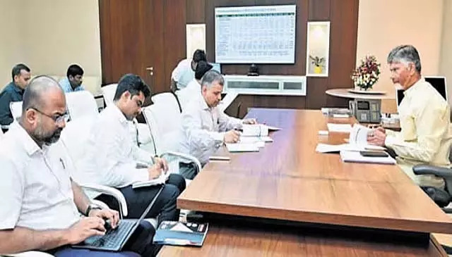 CM नायडू ने सभी तक पहुंच सुनिश्चित करने के लिए ड्रोन मार्ट पोर्टल लॉन्च किया CM नायडू ने सभी तक पहुंच सुनिश्चित करने के लिए ड्रोन मार्ट पोर्टल लॉन्च किया