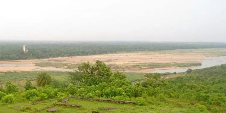 Paralakhemundi: भूखी वंशधारा निगल रही भूमि और किसानों की आजीविका Paralakhemundi: भूखी वंशधारा निगल रही भूमि और किसानों की आजीविका