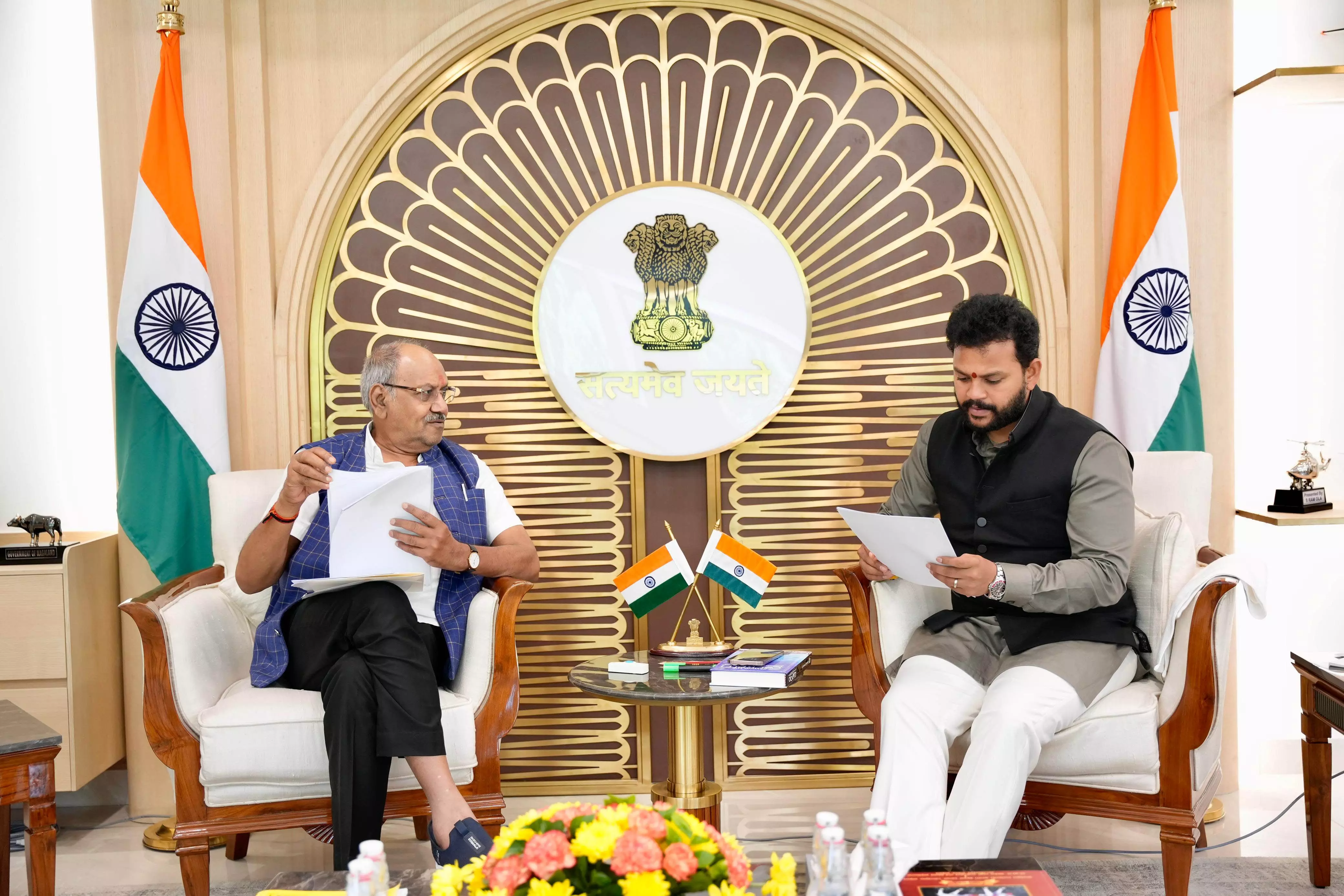 छत्तीसगढ़ स्थापना दिवस से पहले रायपुर को अंतरराष्ट्रीय एयरपोर्ट का दर्जा दिया जाये, केन्द्र से बृजमोहन ने की मांग छत्तीसगढ़ स्थापना दिवस से पहले रायपुर को अंतरराष्ट्रीय एयरपोर्ट का दर्जा दिया जाये, केन्द्र से बृजमोहन ने की मांग