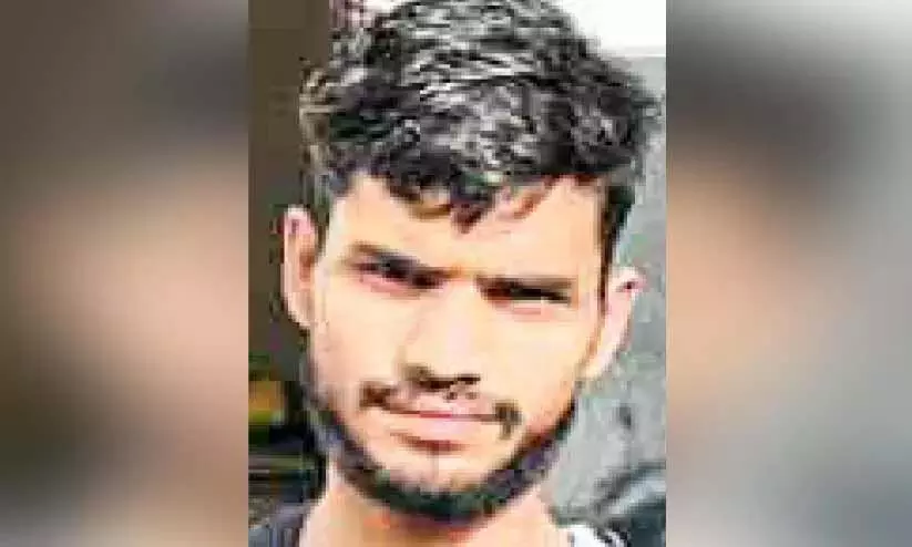Kerala : बैंक लोन के नाम पर 25 लाख हड़पने के आरोप में बिहार निवासी गिरफ्तार Kerala : बैंक लोन के नाम पर 25 लाख हड़पने के आरोप में बिहार निवासी गिरफ्तार