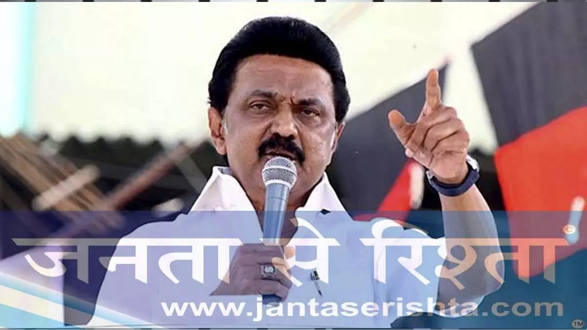तमिलनाडु सरकार ने विरोध के बावजूद स्कूलों में पा आकार की बैठने की व्यवस्था लागू की तमिलनाडु सरकार ने विरोध के बावजूद स्कूलों में पा आकार की बैठने की व्यवस्था लागू की