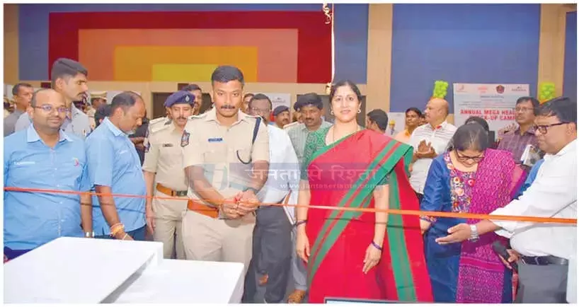 Andhra: अमारा अस्पताल ने पुलिसकर्मियों के लिए मेगा मेडिकल कैंप का आयोजन किया Andhra: अमारा अस्पताल ने पुलिसकर्मियों के लिए मेगा मेडिकल कैंप का आयोजन किया