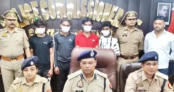 डेटिंग ऐप के जरिए धोखाधड़ी करने वाले गैंग का पर्दाफाश, 4 आरोपी गिरफ्तार डेटिंग ऐप के जरिए धोखाधड़ी करने वाले गैंग का पर्दाफाश, 4 आरोपी गिरफ्तार