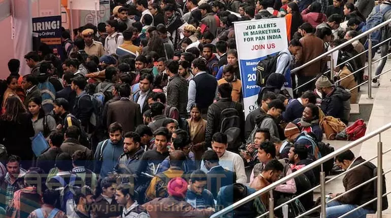 जून में बेरोजगारी दर 5.6% पर स्थिर रही, लेकिन युवाओं में बढ़ी जून में बेरोजगारी दर 5.6% पर स्थिर रही, लेकिन युवाओं में बढ़ी