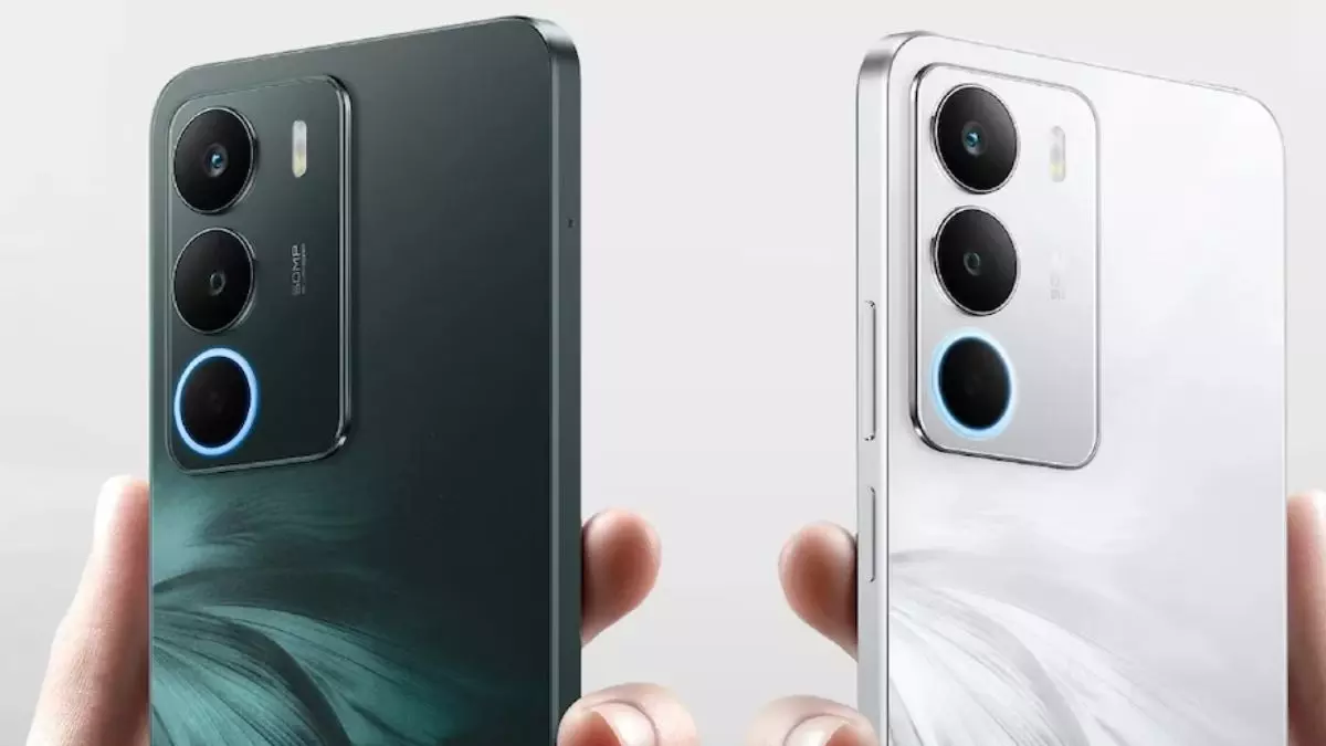Realme C71 भारत में लॉन्च: 6300mAh बैटरी और 6GB रैम, लेकिन कीमत आपकी सोच से कम! Realme C71 भारत में लॉन्च: 6300mAh बैटरी और 6GB रैम, लेकिन कीमत आपकी सोच से कम!