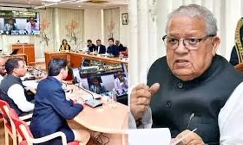 जनजातीय कार्य मंत्री ने जनजातीय कल्याण योजनाओं की समीक्षा की जनजातीय कार्य मंत्री ने जनजातीय कल्याण योजनाओं की समीक्षा की