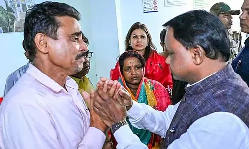 Odisha: यौन उत्पीड़न से परेशान छात्रा ने खुद को आग लगाकर की आत्महत्या की कोशिश, मौत Odisha: यौन उत्पीड़न से परेशान छात्रा ने खुद को आग लगाकर की आत्महत्या की कोशिश, मौत