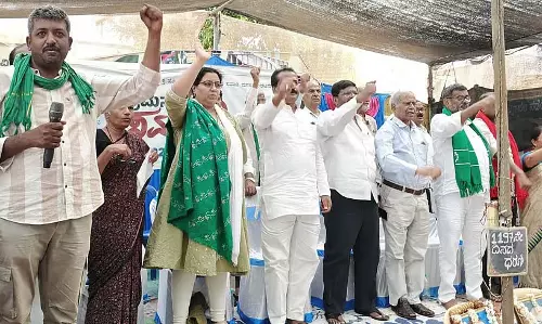 भूमि अधिग्रहण के खिलाफ 13 गांवों के किसानों ने एकजुटता प्रदर्शित की