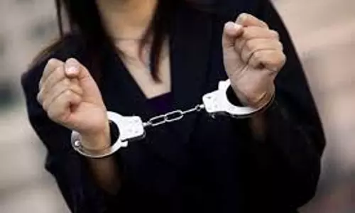 Faridabad: धर्म परिवर्तन मामले में नेहा खान का रिमांड खत्म, जेल भेजी गई Faridabad: धर्म परिवर्तन मामले में नेहा खान का रिमांड खत्म, जेल भेजी गई