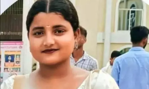 बालासोर की छात्रा सौम्यश्री की मौत पर BJD ने कैंडल रैली, लोक सेवा भवन के घेराव की योजना बनाई
