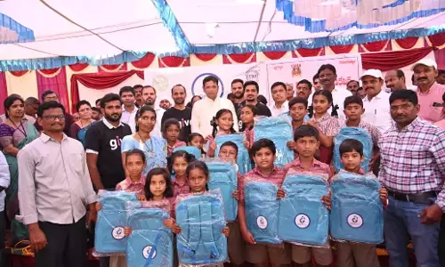 Telangana: महादेवपुर सरकारी स्कूल के उन्नयन के लिए 15 करोड़ की पायलट परियोजना Telangana: महादेवपुर सरकारी स्कूल के उन्नयन के लिए 15 करोड़ की पायलट परियोजना