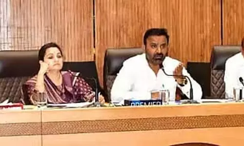 किसान आत्महत्या मामला, कृषि विकास पर संतोष लाड की बैठक