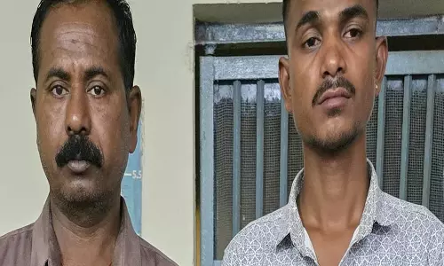 गोबरा नवापारा में 2 सटोरिए गिरफ्तार, नकदी जब्त