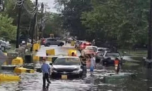New York में मूसलाधार बारिश से आई अचानक बाढ़