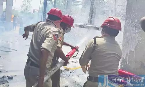 Andhra: रेनिगुंटा औद्योगिक क्षेत्र में रिएक्टर विस्फोट से 2 लोग घायल