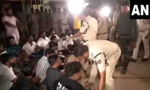 Balasore बालासोर के छात्र की मौत पर विपक्ष ने 17 जुलाई को ओडिशा बंद का आह्वान किया Balasore बालासोर के छात्र की मौत पर विपक्ष ने 17 जुलाई को ओडिशा बंद का आह्वान किया