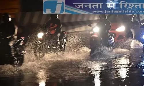 Chennai और 6 जिलों में अगले 2 घंटों तक बारिश Chennai और 6 जिलों में अगले 2 घंटों तक बारिश