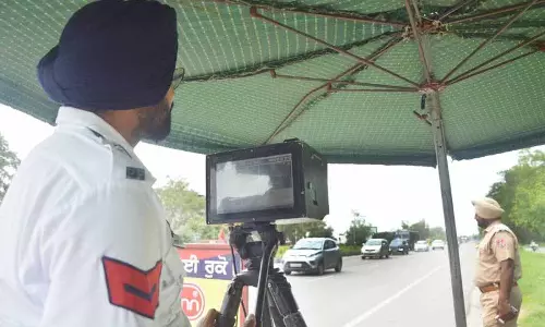 Ludhiana: गलत पार्किंग, बिना हेलमेट के गाड़ी चलाना शहर में सबसे आम यातायात अपराध