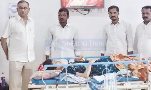 Telangana: रघुराम रेड्डी ने गरीब आदिवासी लड़की का चिकित्सा उपचार सुनिश्चित किया