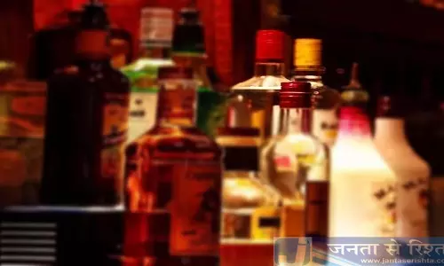 विदेशी शराब और कैश पर चोरों की नजर, वाशी वाइन शॉप में रातोंरात सफाया विदेशी शराब और कैश पर चोरों की नजर, वाशी वाइन शॉप में रातोंरात सफाया
