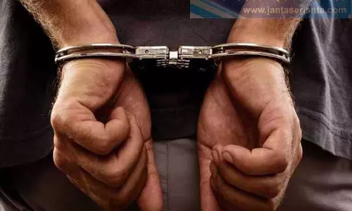 52 ग्राम ICE ड्रग के साथ 2 गिरफ्तार 52 ग्राम ICE ड्रग के साथ 2 गिरफ्तार