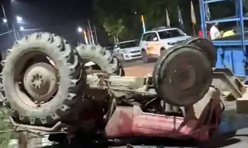 Amritsar: सड़क दुर्घटना में तीन की मौत Amritsar: सड़क दुर्घटना में तीन की मौत