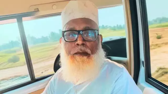मौलाना ने छांगुर बाबा पर निकाली भड़ास, इस्लाम धर्म परिवर्तन की इजाजत नहीं देता मौलाना ने छांगुर बाबा पर निकाली भड़ास, इस्लाम धर्म परिवर्तन की इजाजत नहीं देता