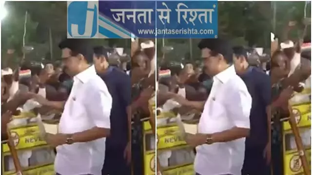 Tamil Nadu : मुख्यमंत्री एम.के. स्टालिन का मयिलादुथुराई में रोड शो Tamil Nadu : मुख्यमंत्री एम.के. स्टालिन का मयिलादुथुराई में रोड शो