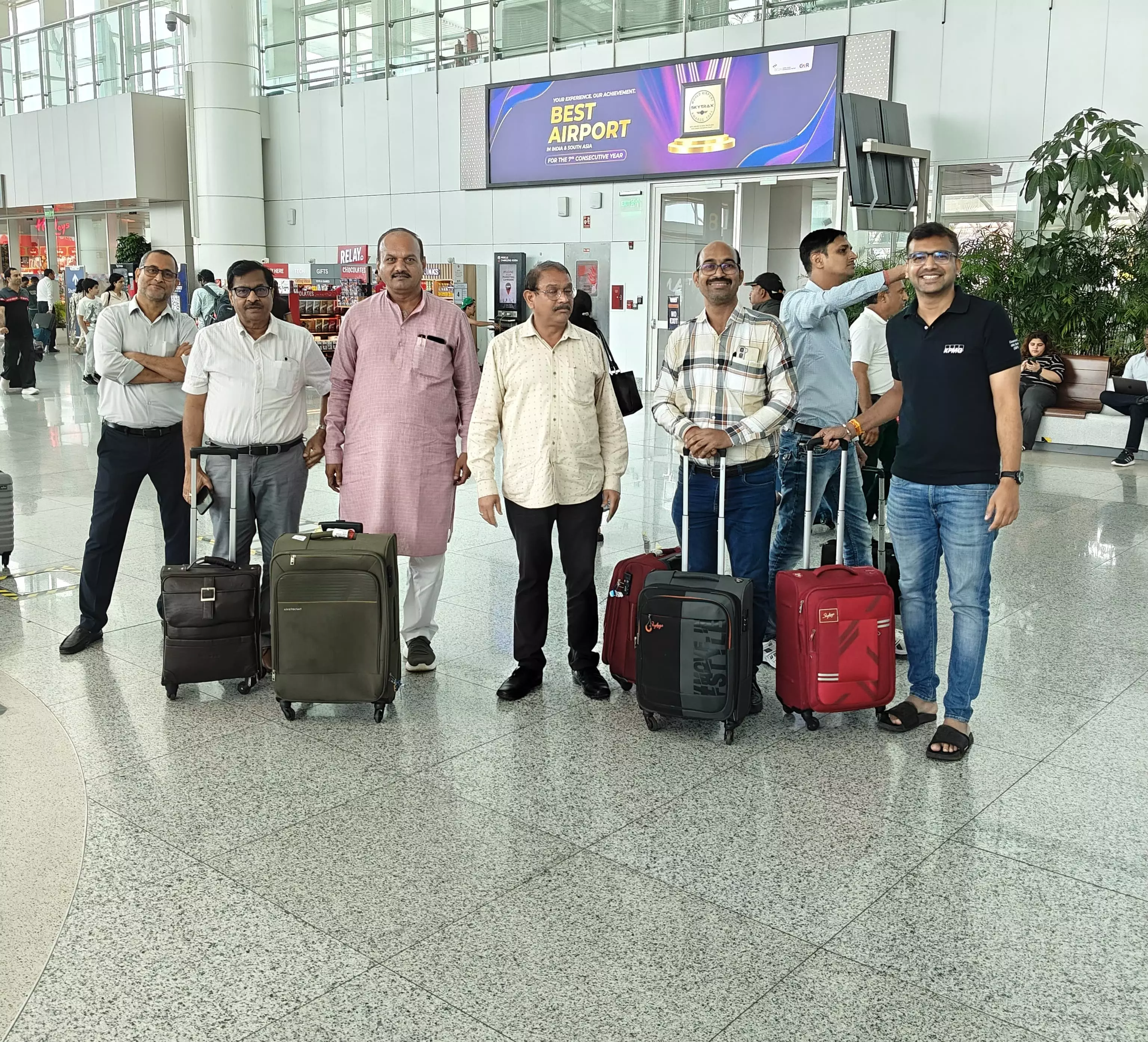 रायपुर निगम के सभापति और स्वास्थ्य विभाग अध्यक्ष दिल्ली रवाना रायपुर निगम के सभापति और स्वास्थ्य विभाग अध्यक्ष दिल्ली रवाना
