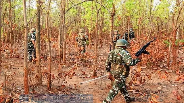 Jharkhand : नक्सल विरोधी अभियान में गोली लगने से कोबरा जवान की मौत Jharkhand : नक्सल विरोधी अभियान में गोली लगने से कोबरा जवान की मौत