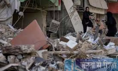 इज़राइल ने लेबनान में 12 ढेर किए, हिज़्बुल्लाह को चेतावनी