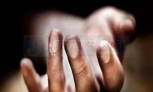 Telangana: सूर्यापेट के केजीबीवी स्कूल में 15 वर्षीय किशोर ने आत्महत्या की Telangana: सूर्यापेट के केजीबीवी स्कूल में 15 वर्षीय किशोर ने आत्महत्या की