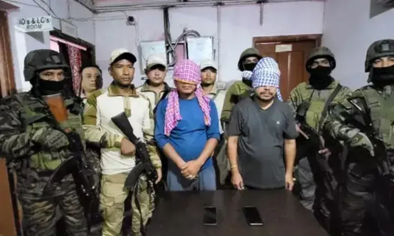 Manipur: सुरक्षा बलों ने जबरन वसूली, हथियार परिवहन के आरोप में 9 आतंकवादियों को पकड़ा