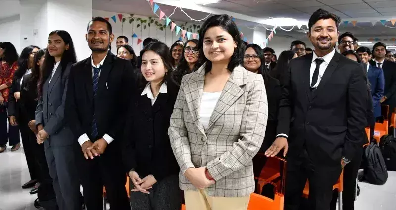IIM शिलांग ने 2025-27 के नए डॉक्टरेट और पीजीपी बैचों का स्वागत किया IIM शिलांग ने 2025-27 के नए डॉक्टरेट और पीजीपी बैचों का स्वागत किया