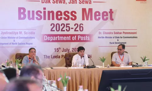 वित्त वर्ष 2025-26 में सरकार ने भारतीय डाक को दिया 20-30 प्रतिशत की ग्रोथ का टारगेट : केंद्रीय मंत्री