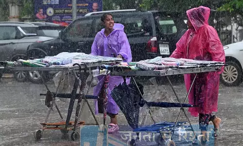 Karnataka में लगातार बारिश Karnataka में लगातार बारिश
