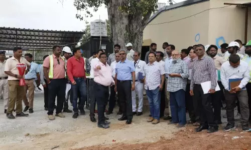 Telangana: दक्षिण मध्य रेलवे के महाप्रबंधक ने नामपल्ली स्टेशन का निरीक्षण किया Telangana: दक्षिण मध्य रेलवे के महाप्रबंधक ने नामपल्ली स्टेशन का निरीक्षण किया