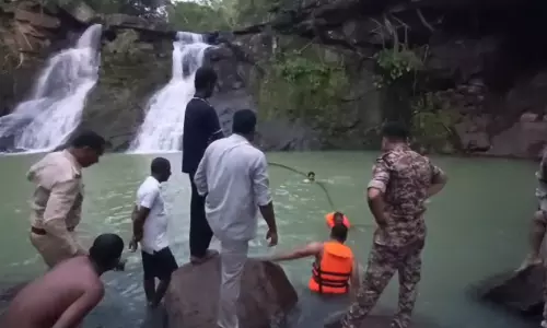 वॉटरफॉल में डूबी युवती की लाश मिली