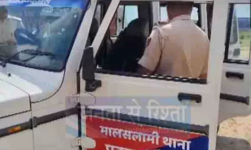 Bihar: गोपाल खेमका हत्याकांड में लापरवाही के आरोप में एसएचओ निलंबित Bihar: गोपाल खेमका हत्याकांड में लापरवाही के आरोप में एसएचओ निलंबित