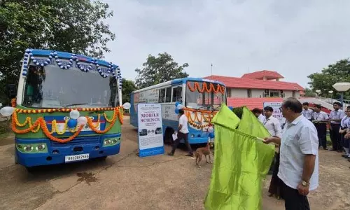 आरएससी ने एमएसई बसों को हरी झंडी दिखाई आरएससी ने एमएसई बसों को हरी झंडी दिखाई