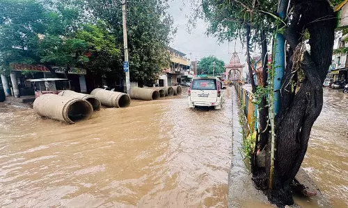 Haryana : मानसून की पहली बारिश ने सिरसा में जल निकासी की समस्या उजागर की