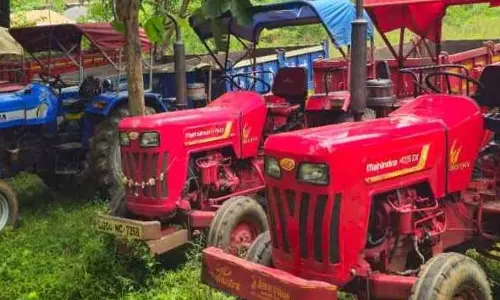 18 ट्रैक्टर रेत का अवैध परिवहन करते पकड़ाया, माइनिंग विभाग की कार्रवाई 18 ट्रैक्टर रेत का अवैध परिवहन करते पकड़ाया, माइनिंग विभाग की कार्रवाई