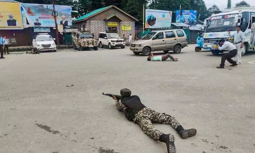 J&K पुलिस ने अमरनाथ यात्रा सुरक्षा को मजबूत करने के लिए मॉक ड्रिल का आयोजन किया J&K पुलिस ने अमरनाथ यात्रा सुरक्षा को मजबूत करने के लिए मॉक ड्रिल का आयोजन किया
