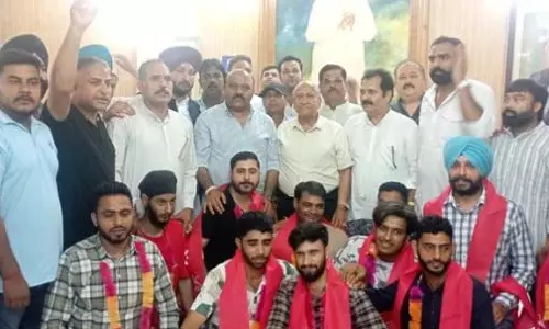 Omar सरकार के प्रदर्शन पर जम्मू-कश्मीर के लोगों और देश को गुमराह कर रही है भाजपा: उपमुख्यमंत्री