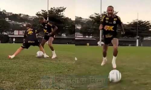 नेमार ने बेटे डेवी लुक्का के साथ नटमेग को मजेदार तरीके से पकड़ा नेमार ने बेटे डेवी लुक्का के साथ नटमेग को मजेदार तरीके से पकड़ा