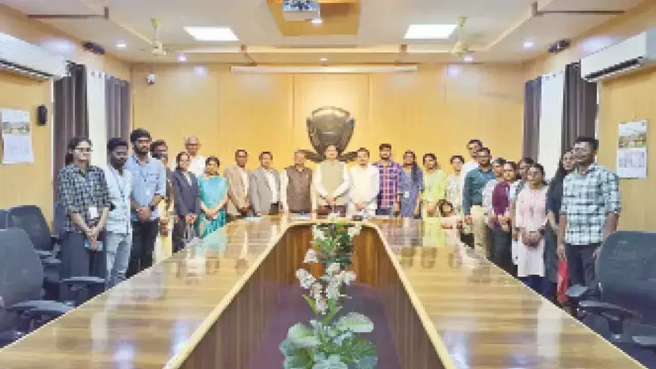 Telangana: ओयू के बिजनेस मैनेजमेंट विभाग ने 90% प्लेसमेंट दर हासिल की Telangana: ओयू के बिजनेस मैनेजमेंट विभाग ने 90% प्लेसमेंट दर हासिल की