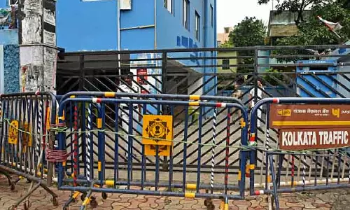 क्या कस्बा लॉ कॉलेज की पीड़िता एडमिट कार्ड मिलने के बाद परीक्षा में बैठेगी? क्या कस्बा लॉ कॉलेज की पीड़िता एडमिट कार्ड मिलने के बाद परीक्षा में बैठेगी?