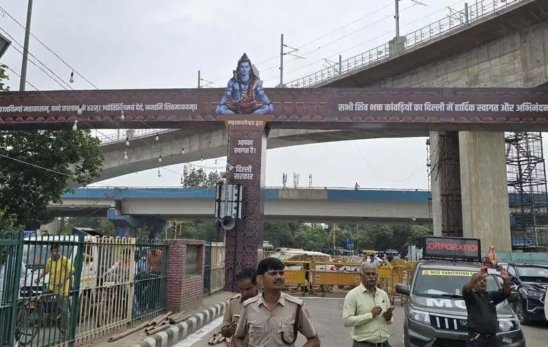 कांवड़ियों के स्वागत के लिए सरकार ने बनाए 17 द्वार कांवड़ियों के स्वागत के लिए सरकार ने बनाए 17 द्वार