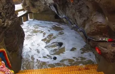 महादेव का अद्भुत संसार, जहां शिवलिंग का समुद्र करता है जलाभिषेक, एक ऐसा भी मंदिर जहां बिना सागर की इजाजत के नहीं कर सकते दर्शन महादेव का अद्भुत संसार, जहां शिवलिंग का समुद्र करता है जलाभिषेक, एक ऐसा भी मंदिर जहां बिना सागर की इजाजत के नहीं कर सकते दर्शन