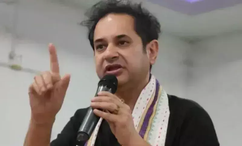 Tripura: प्रद्योत देबबर्मन ने TTAADC क्षेत्र में बांग्लादेशियों को अवैध भूमि आवंटन का आरोप लगाया Tripura: प्रद्योत देबबर्मन ने TTAADC क्षेत्र में बांग्लादेशियों को अवैध भूमि आवंटन का आरोप लगाया